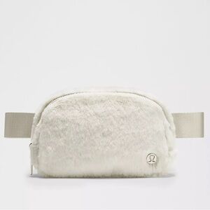Lululemon Everywhere Belt Bag Crossbody Plush Fleece Fur NWT
